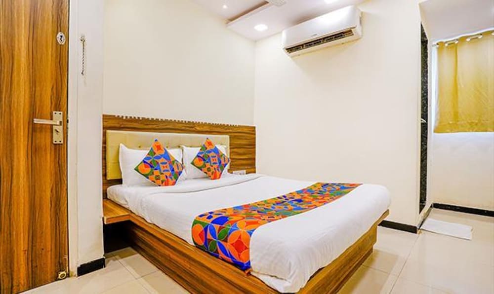 Фото Fabexpress Galaxy Inn