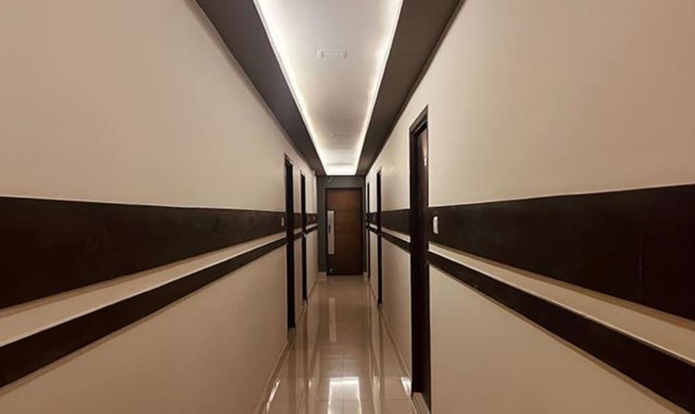 Фото Fabhotel Sea Queen Residency