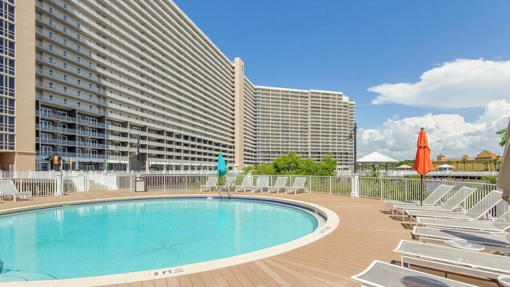 Фото Laketown Wharf 624 - Catch The Breeze