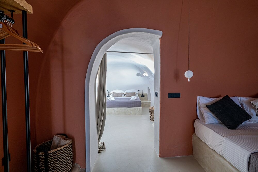 Фото SantorOia Luxury Suites