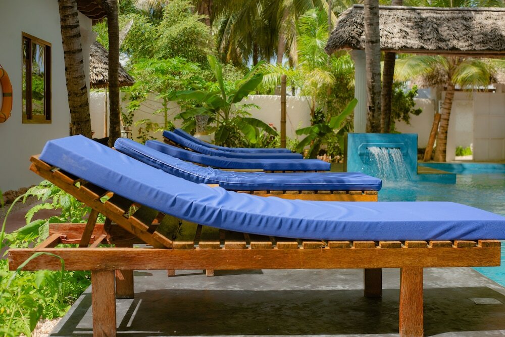 Фото Little Pompeii Boutique Hotel - Adults Only