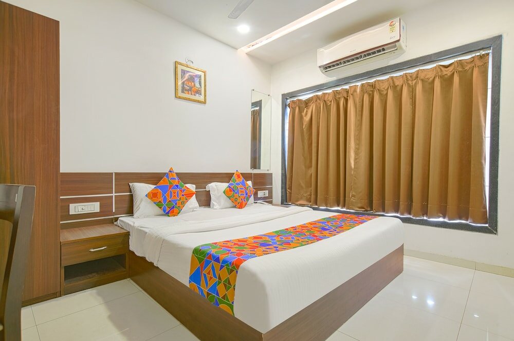 Фото Fabhotel Regal Regency