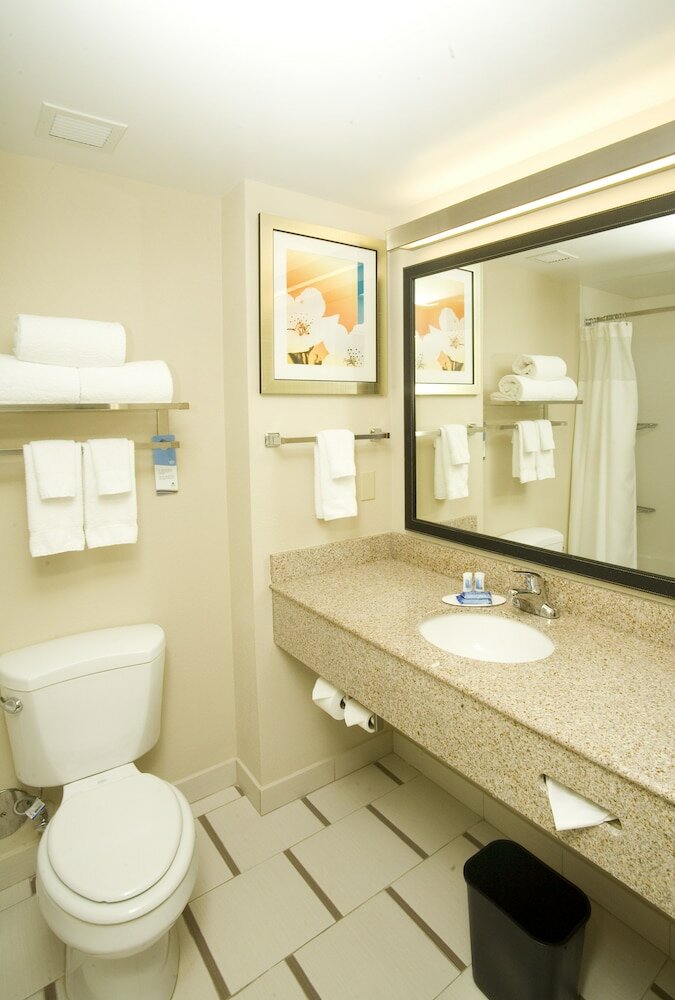 Фото Fairfield Inn & Suites by Marriott Chesapeake Suffolk
