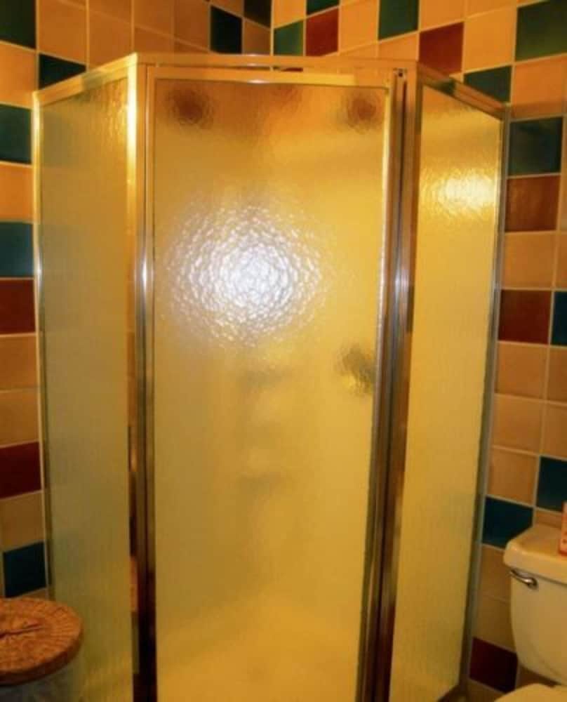 Фото Sanborn Guest House