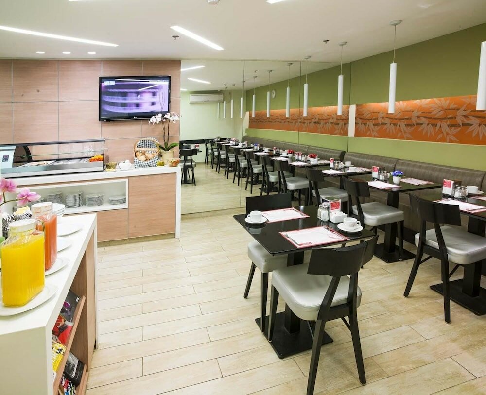 Фото Armon Hayarkon Hotel