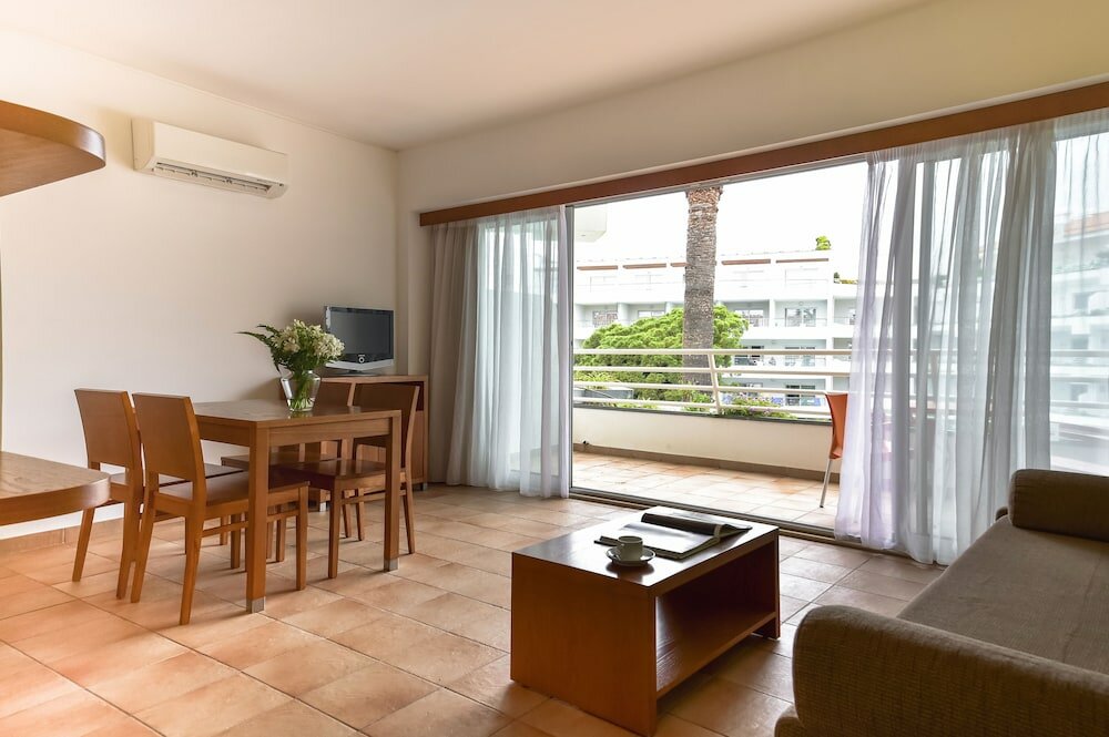 Фото Aqualuz Lagos by The Editory