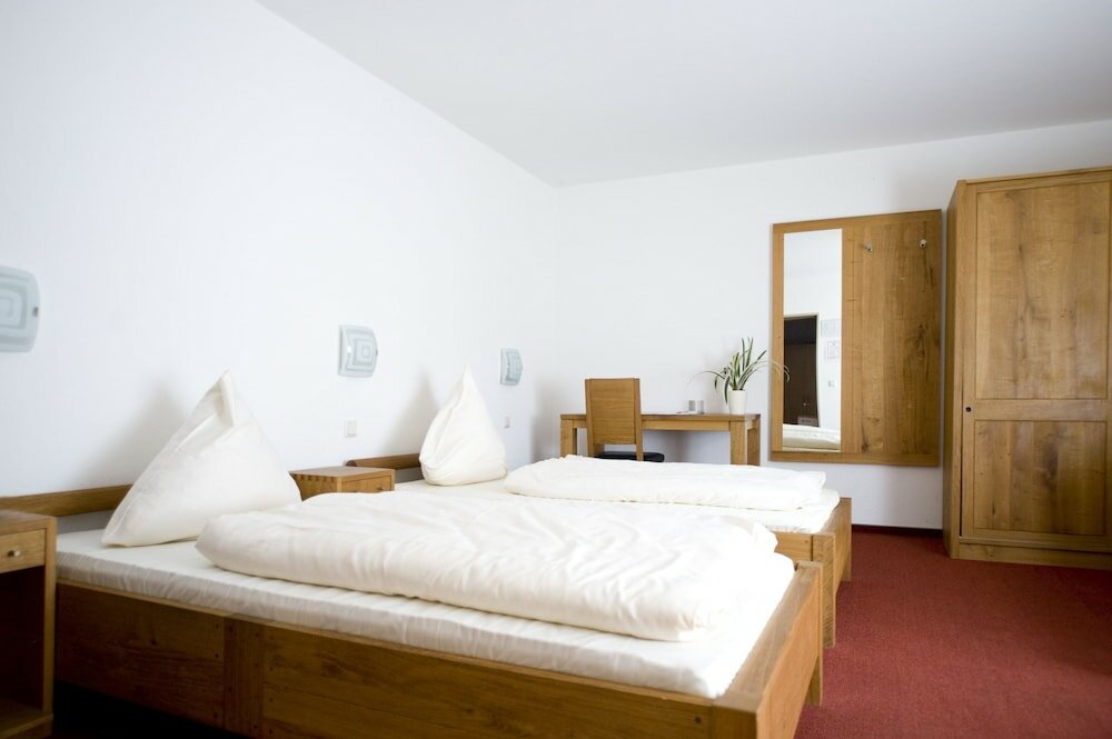 Фото Hotel Restaurant Flora