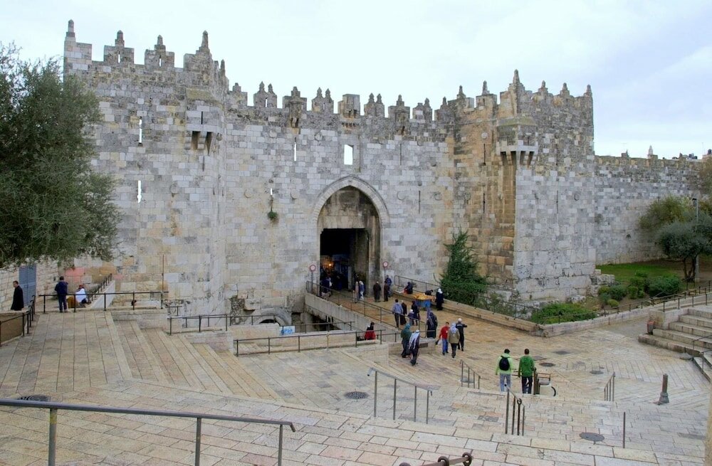 Фото The Colony Hotel