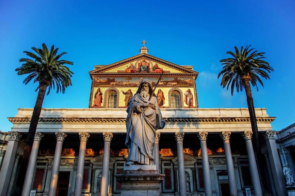 Фото Crossroad Hotel