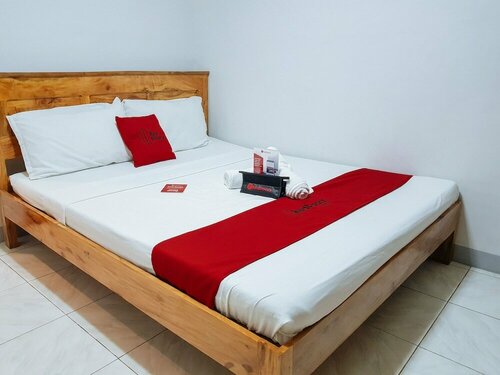 Гостиница RedDoorz near Ramiro Community Hospital в Тагбиларане