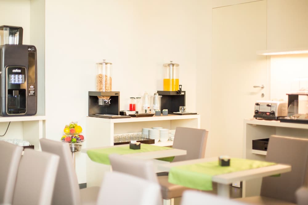 Фото Lucus Exclusive B&b