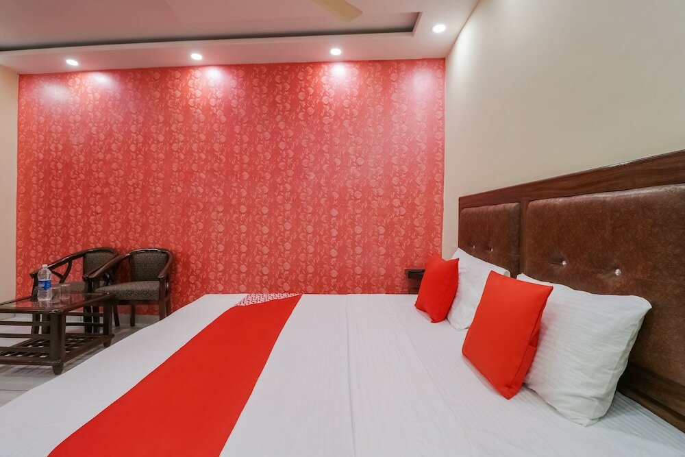 Фото Oyo 45917 Victoria Crossroads