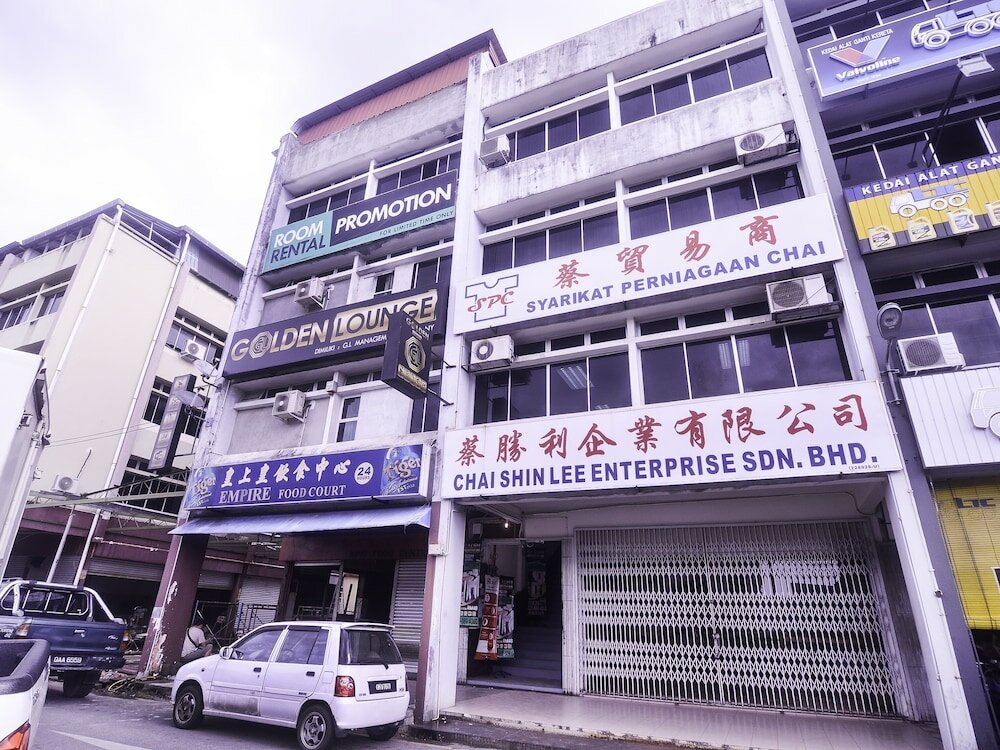 Фото Oyo 89465 Golden Lounge