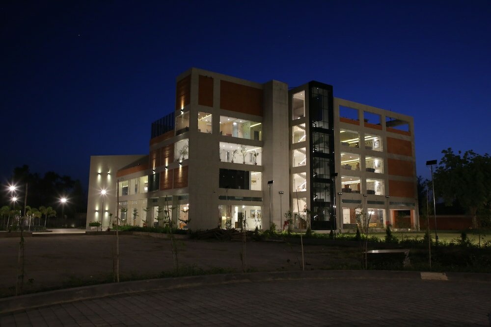 Фото Отель Hariyali Resort