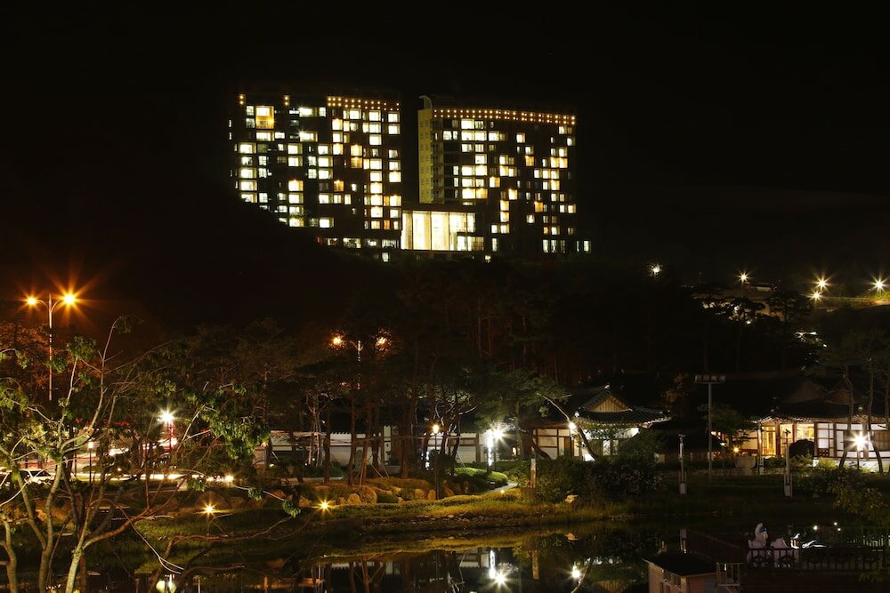 Фото High Castle Resort