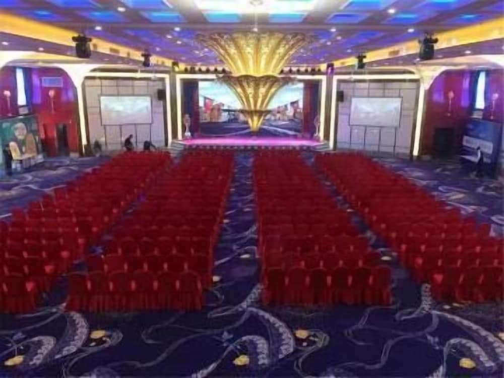 Фото Metropolo Jinshanzui Village Hotel