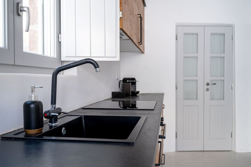 Фото Fertimo Suites by Karpimo