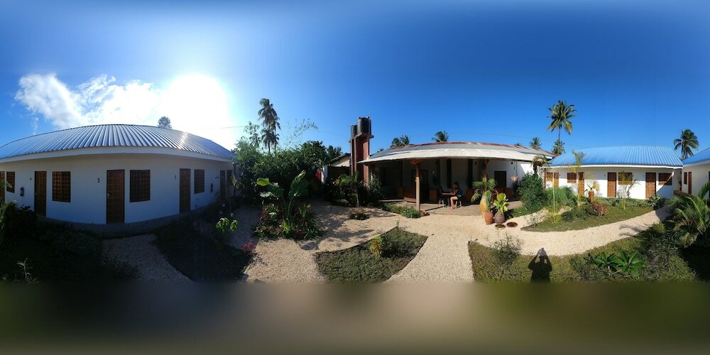 Фото Nungwi House