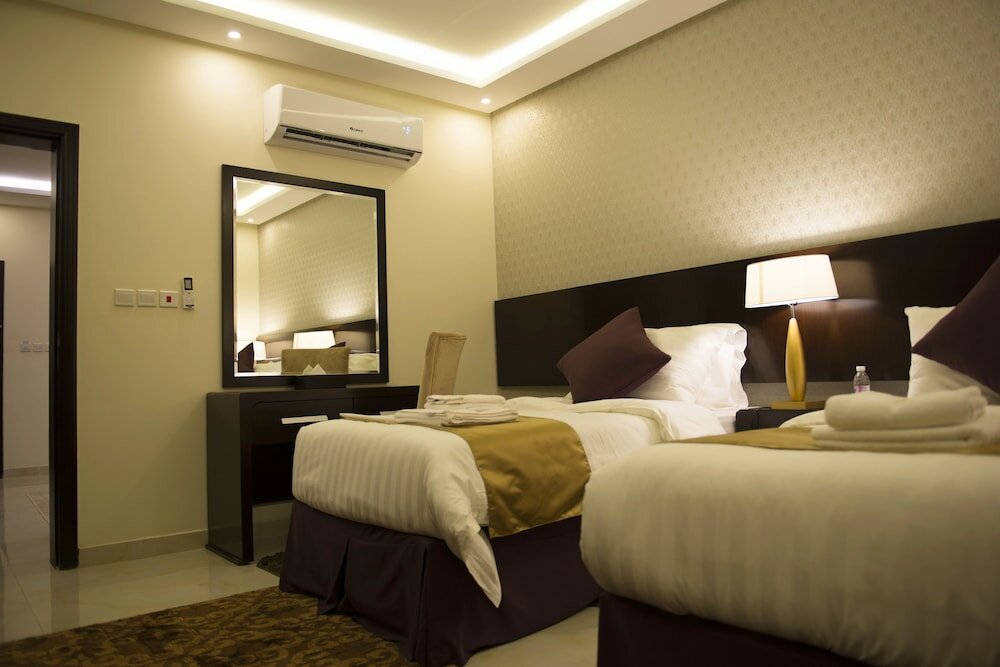 Фото The Artisan Hotel