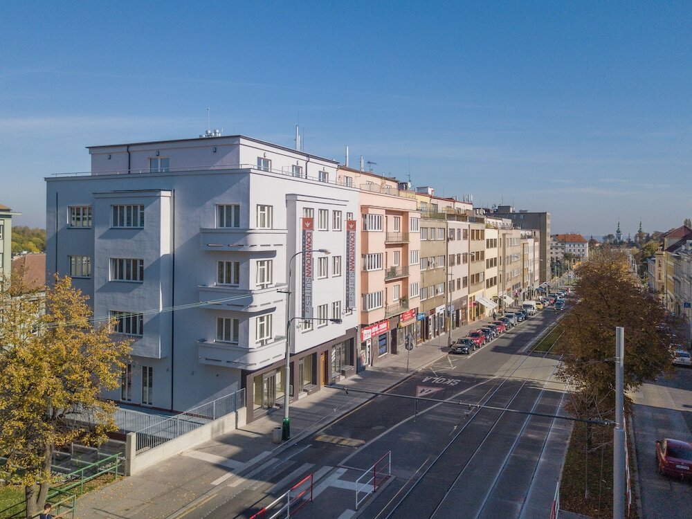 Фото Downtown Suites Belohorska