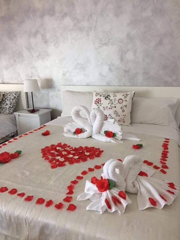 Фото Central House