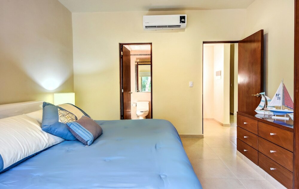 Фото Anam 1 bedroom apartment with balcony sleeps 3