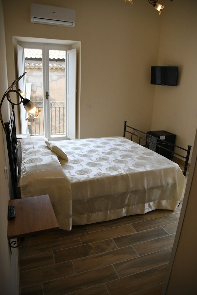 Фото B&b The Tower Tropea