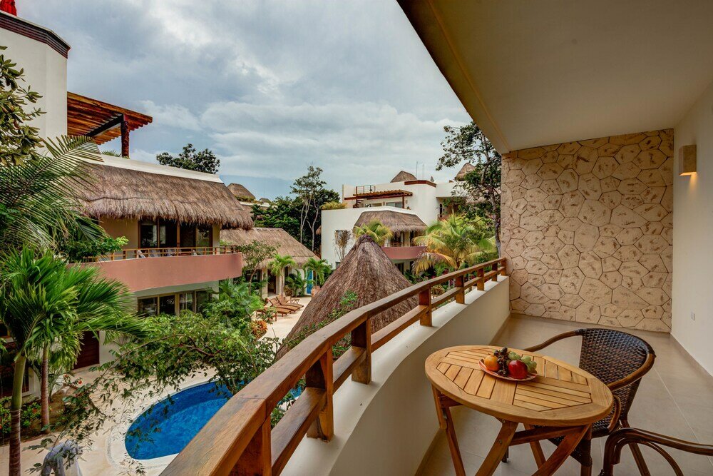 Фото Blue Beach 2 Brm apt sleeps 5