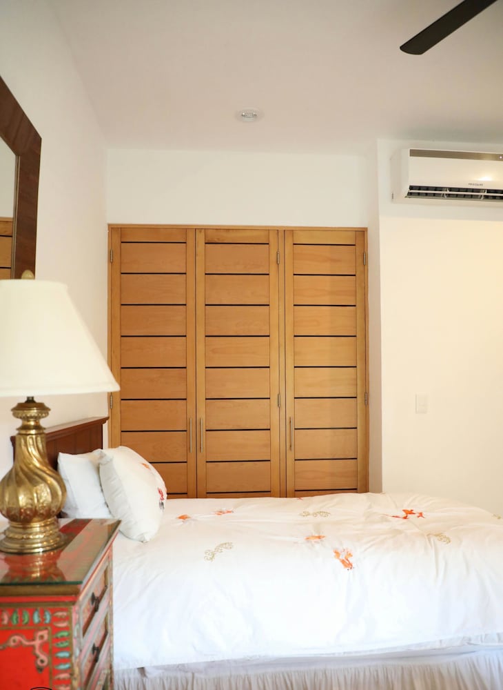 Фото Samati Penthouse Private roof jacuzzi