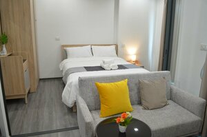 Wooden Suites (Bangkok, Gold Line, Khlong San), hotel