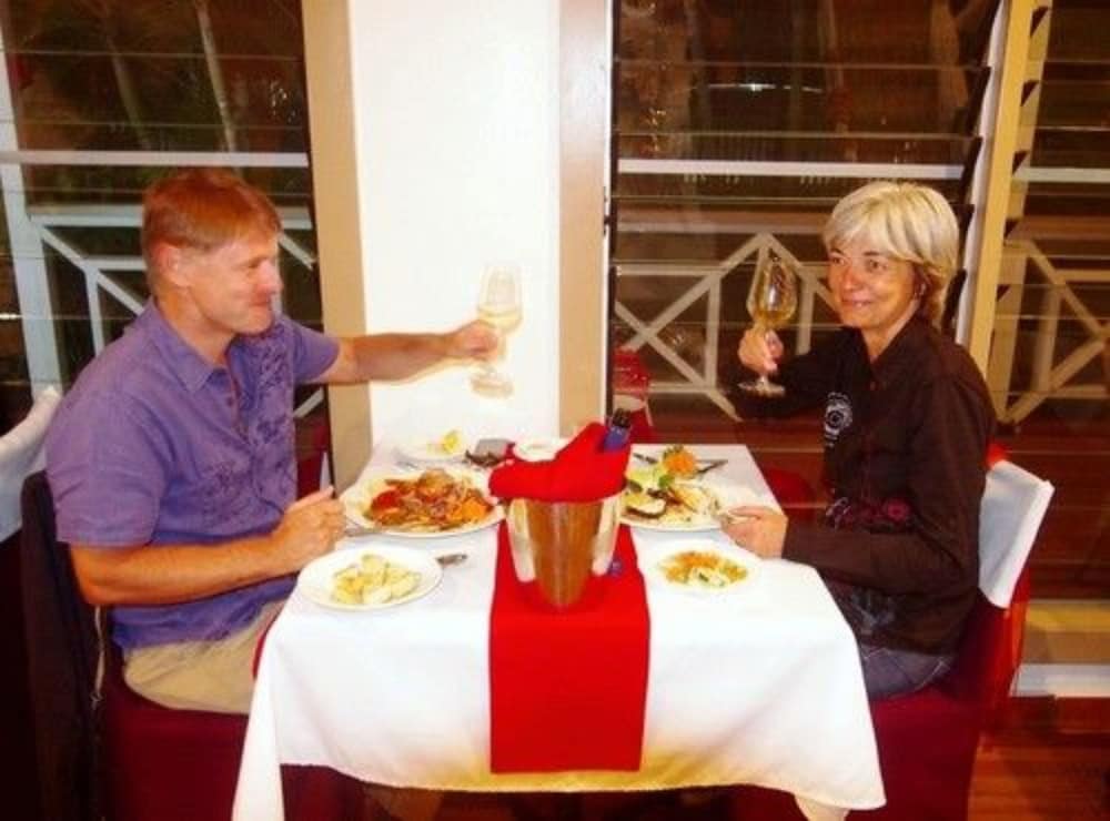 Фото Waterfront Lodge