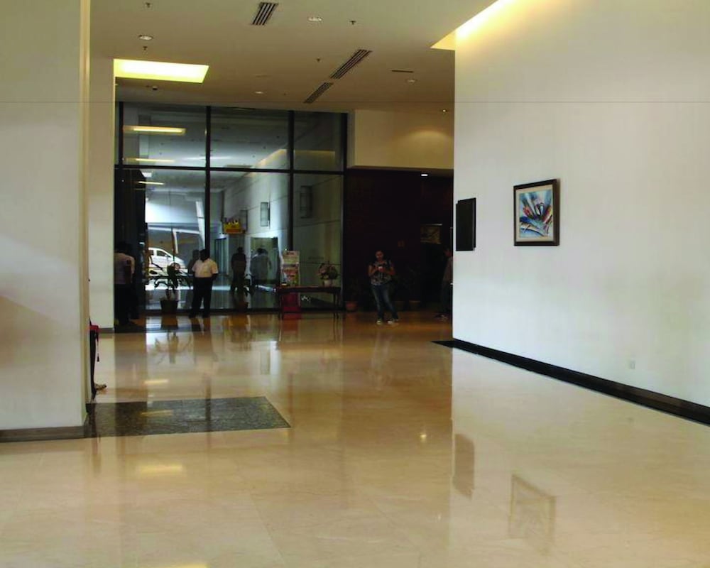 Фото Real Point Suites at Times Square