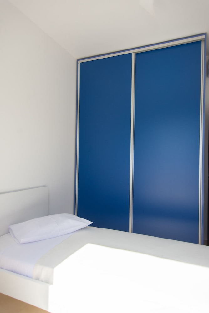 Фото Angelica-Sea & Mountain View at a Sunny Retreat