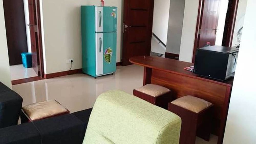 Фото Tj's Apartments