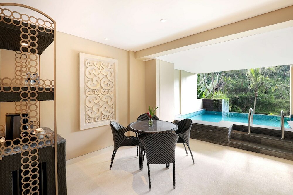 Фото SereS Springs Resort & SPA Singakerta