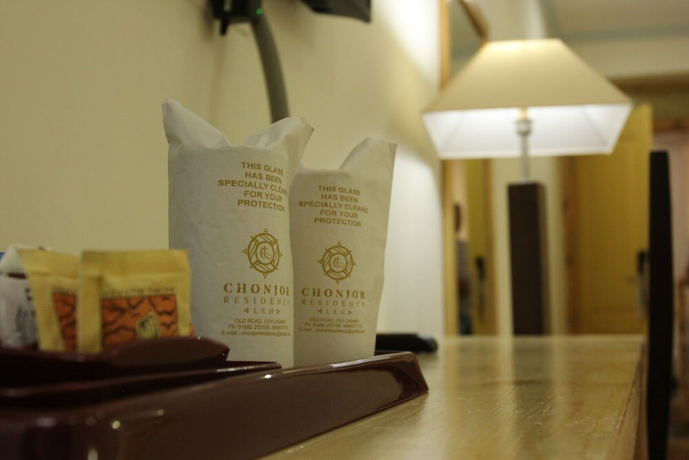 Фото Tih Hotel Chonjor Residency