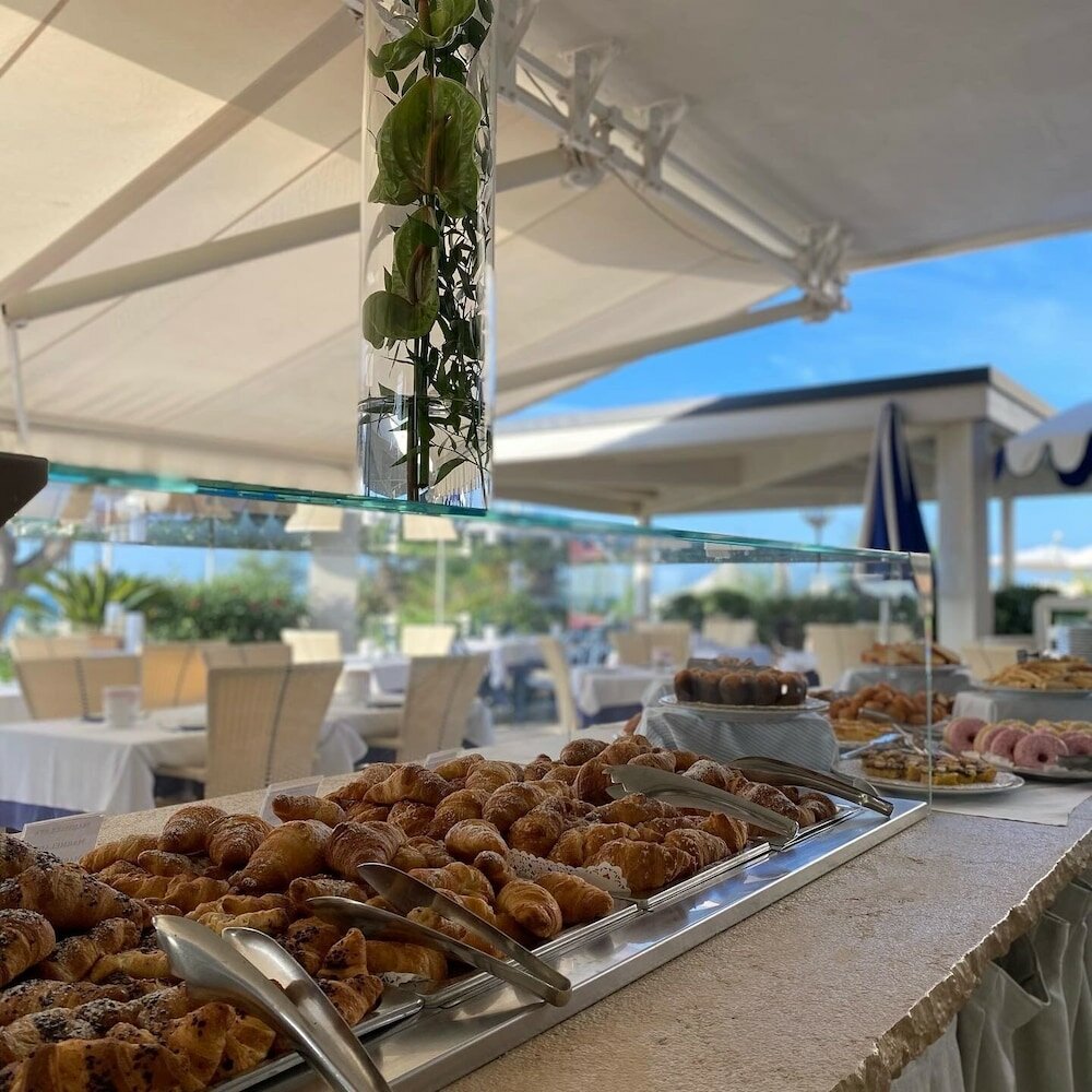 Фото Hotel Anthony