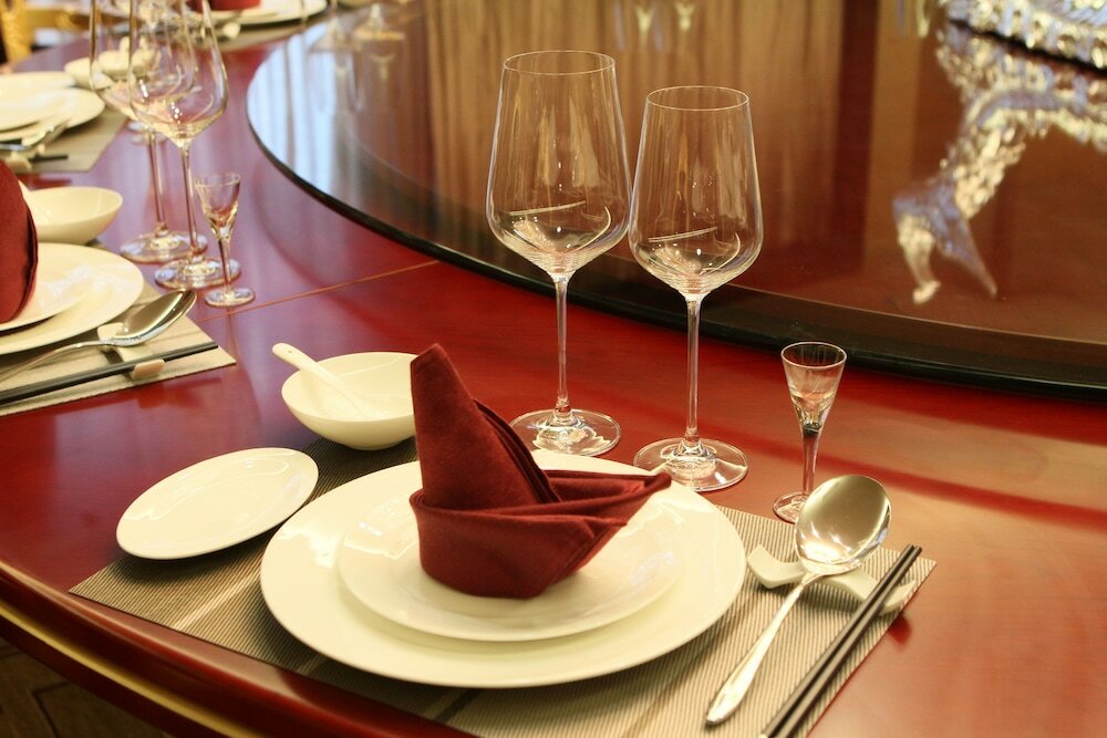 Фото Chengdu Gaoyi Hotel