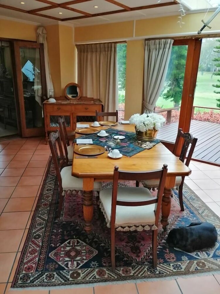 Фото Pug and Putter