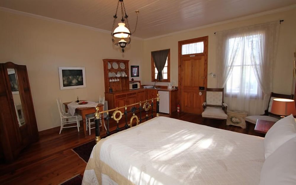 Фото Buiten Verwagten Guest House