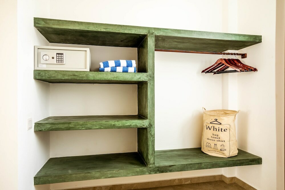 Фото Green Parrot Beach Resort