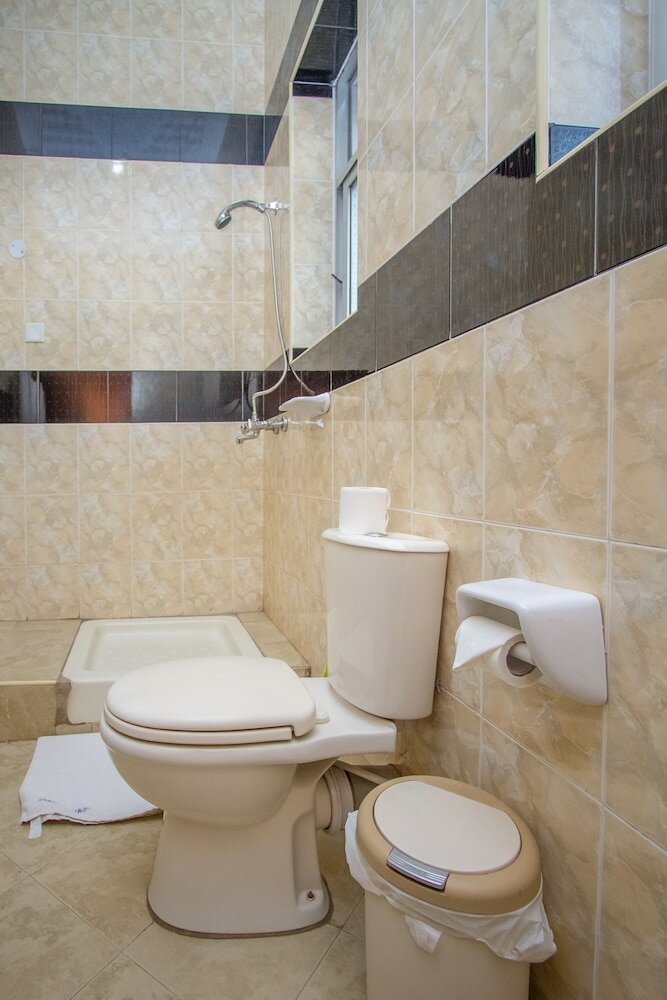 Фото Jevine Hotel