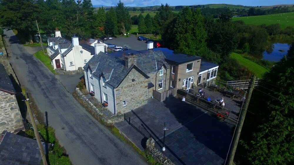 Hotel Y Giler Arms, Wales, photo