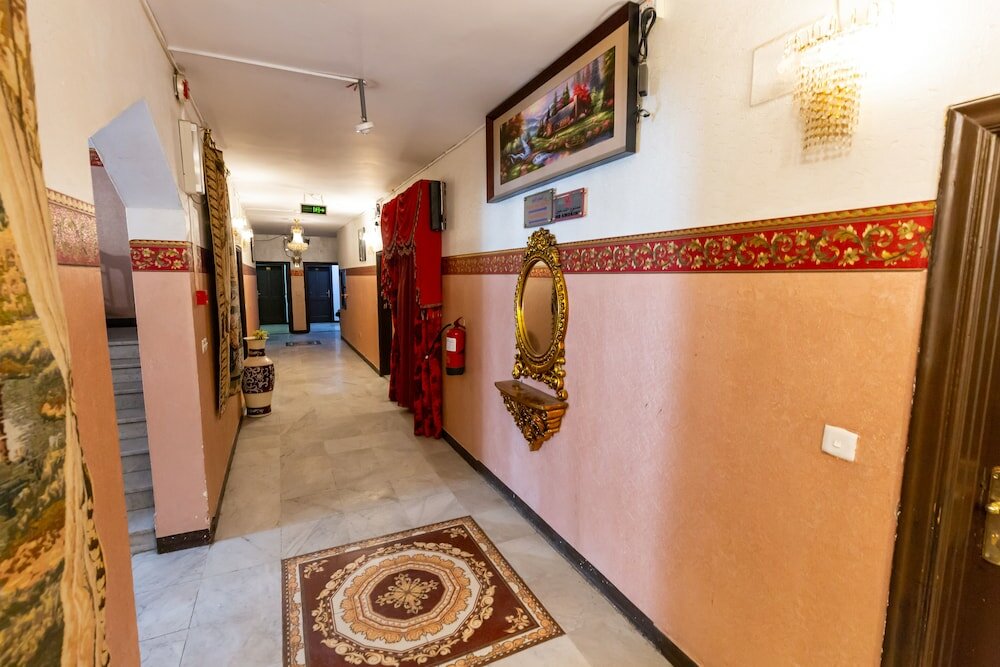 Фото Al Eairy Furnished Apartments Jeddah 2