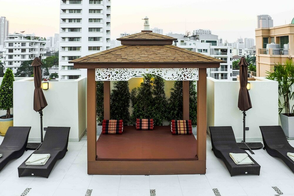 Фото Aspira Hana Executive Apartment Thonglor