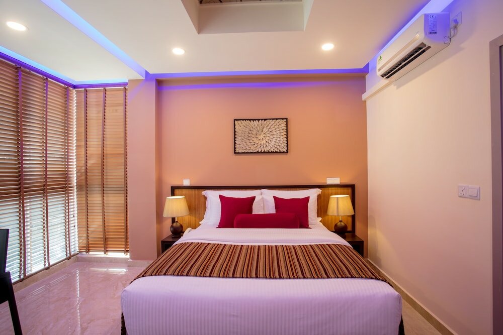 Фото The Avenue and SPA