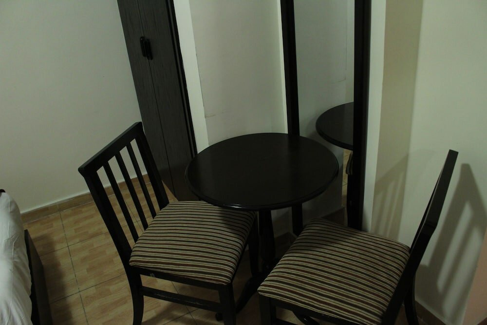 Фото Jawabreh Hotel & Suites