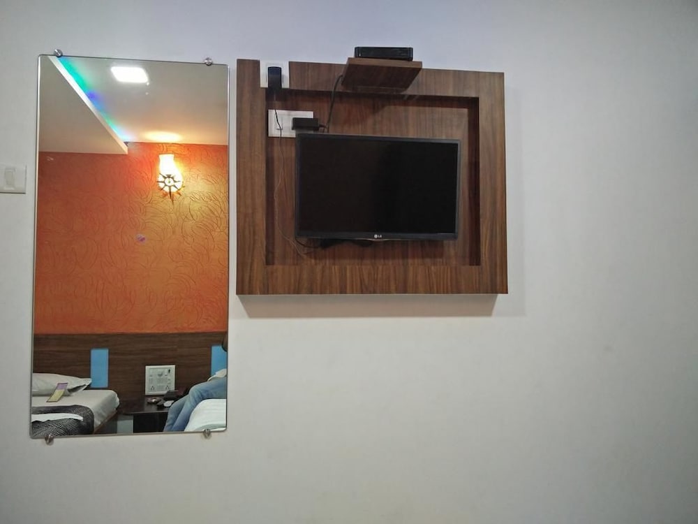 Фото Hotel Sion Residency