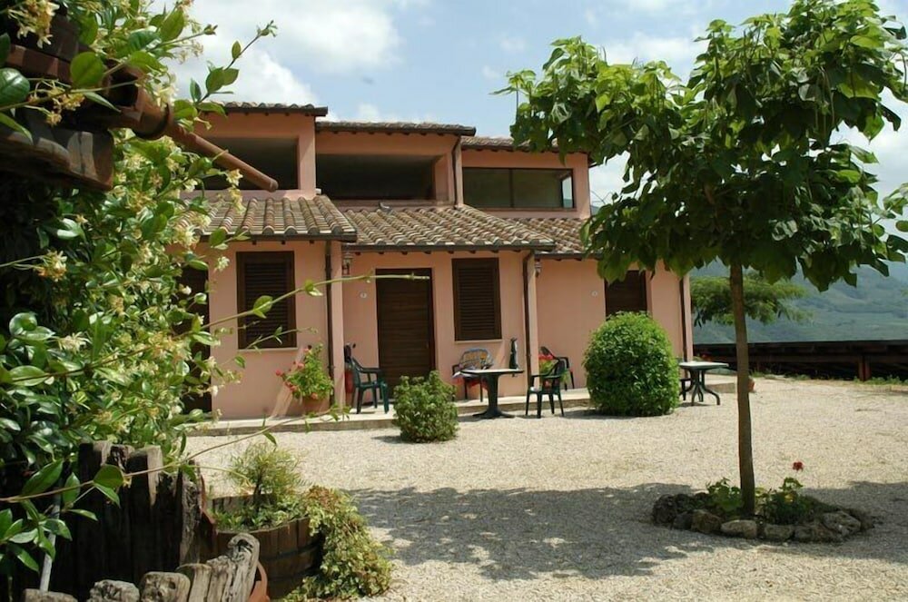 Фото Agriturismo La Pila