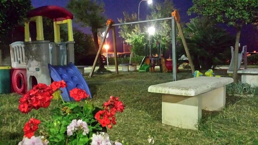 Фото Hotel Nettuno Senigallia